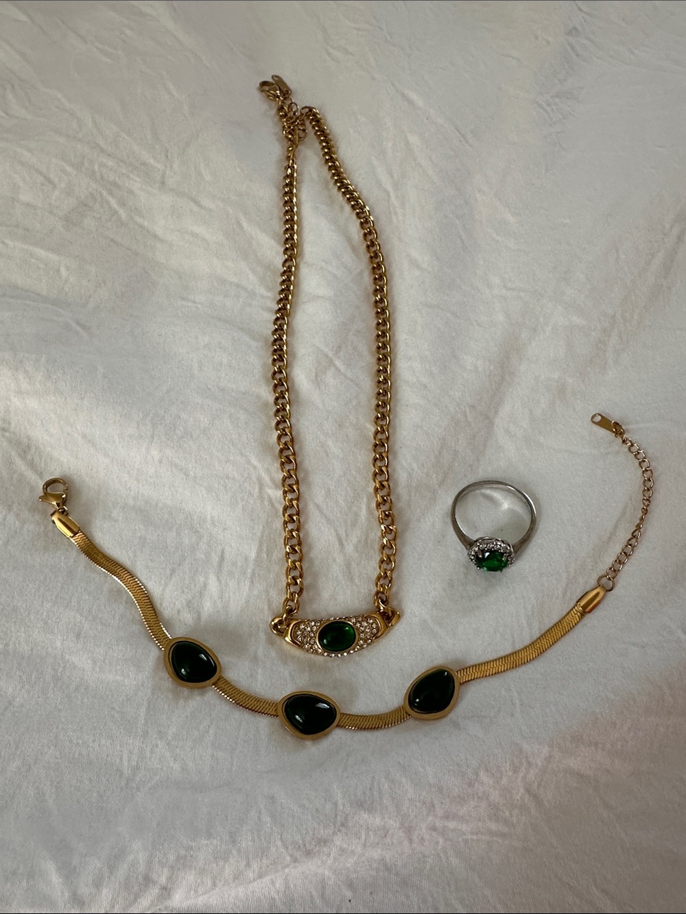 Elegant Gold necklace with cz stones and green Gemstone